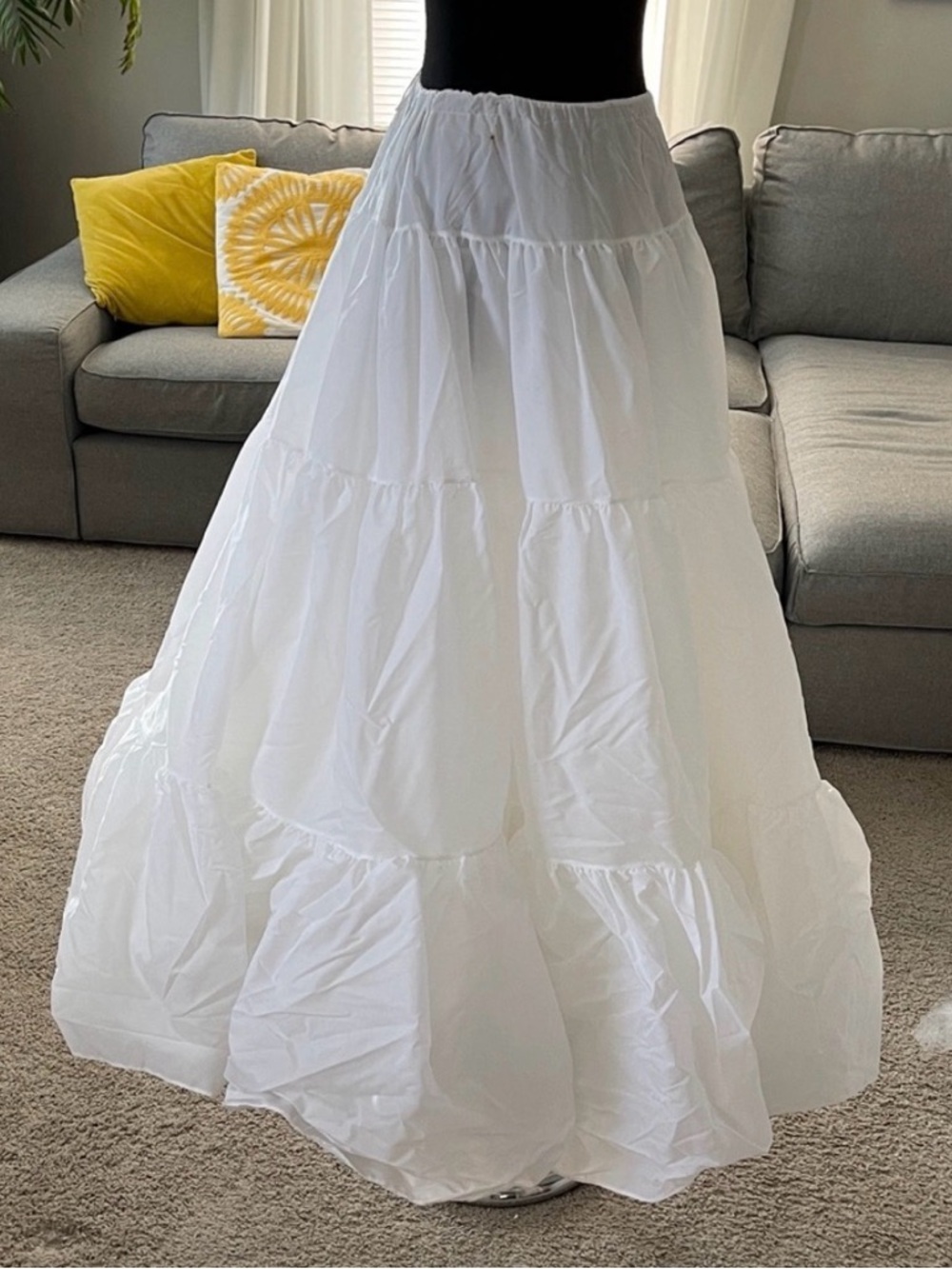 2️⃣ Vintage Eve Of Milady Tulle Wedding Dress  with Vail & detachable Train